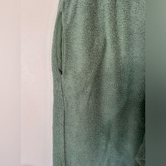 Intimately FREE PEOPLE Blue Monday Fleece Joggers In Valley Girl Green Small - Picture 4 of 8